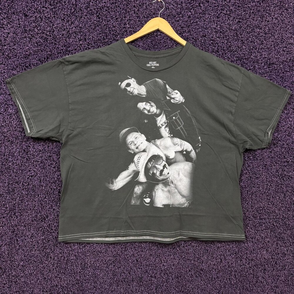Red Hot Chili Peppers Rock Band Oversized T-Shirt Size Extra Large